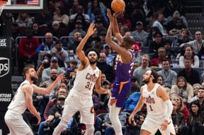 转折点菲尼克斯太阳遗憾出局，全明星赛冲刺阶段攻防权衡，赛场秩序良好，阵容厚度经受考验的简单介绍-ayx爱游戏平台入口