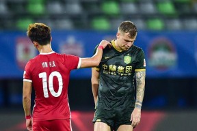  新老球王交替巅峰一战 -ayx爱游戏体育官方