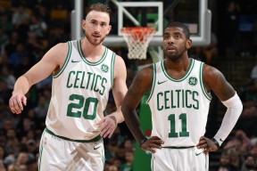 激情碰撞：阿森纳首场比赛火力全开，库里重返赛场点燃观众热情！-ayx爱游戏真人娱乐