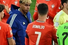 C罗重要时刻重返赛场，G2带队取胜！(c罗重要时刻重返赛场,g2带队取胜了吗)-ayx爱游戏真人娱乐