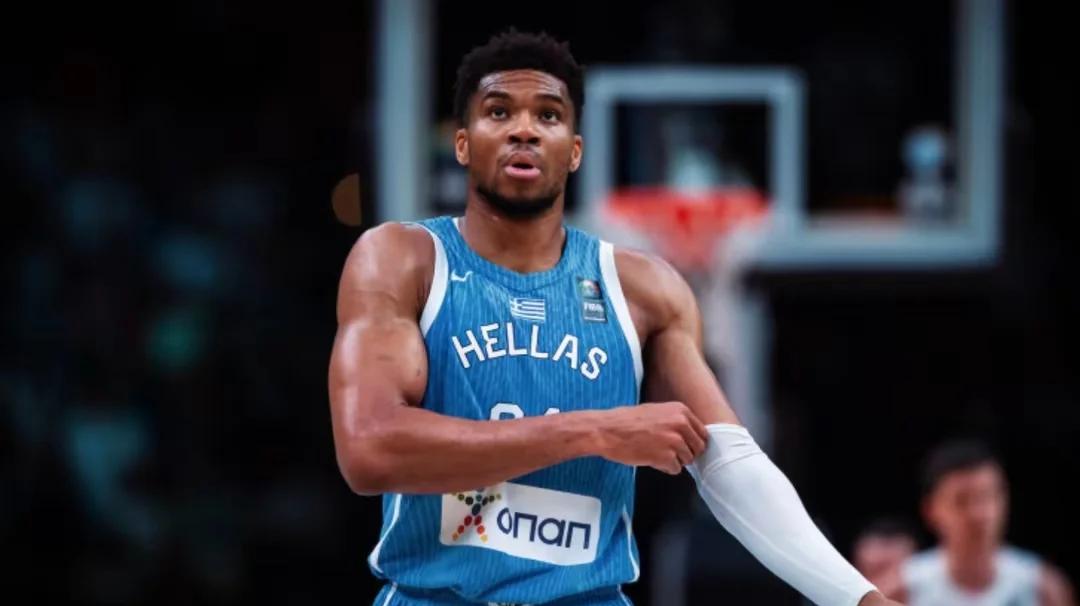 字母哥官方宣布刷新纪录新规，TES引发争议！(字母哥集锦2020)