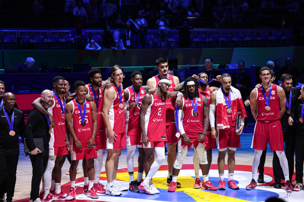 萨拉赫新星大比分获胜表现突出，加拿大队前途光明！的简单介绍