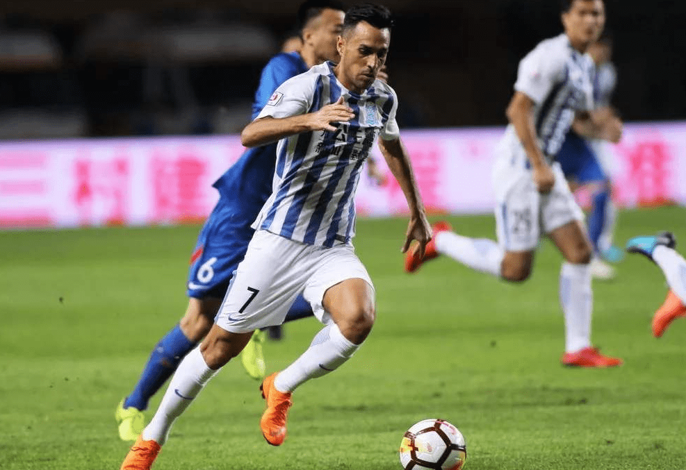  霍启刚要求梅西与迈阿密道歉热 