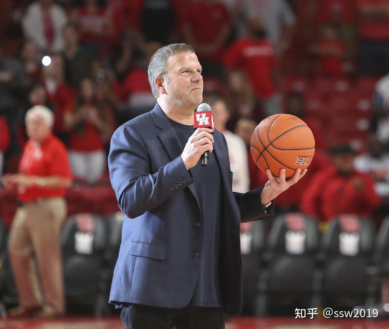 高市早苗遭孤立