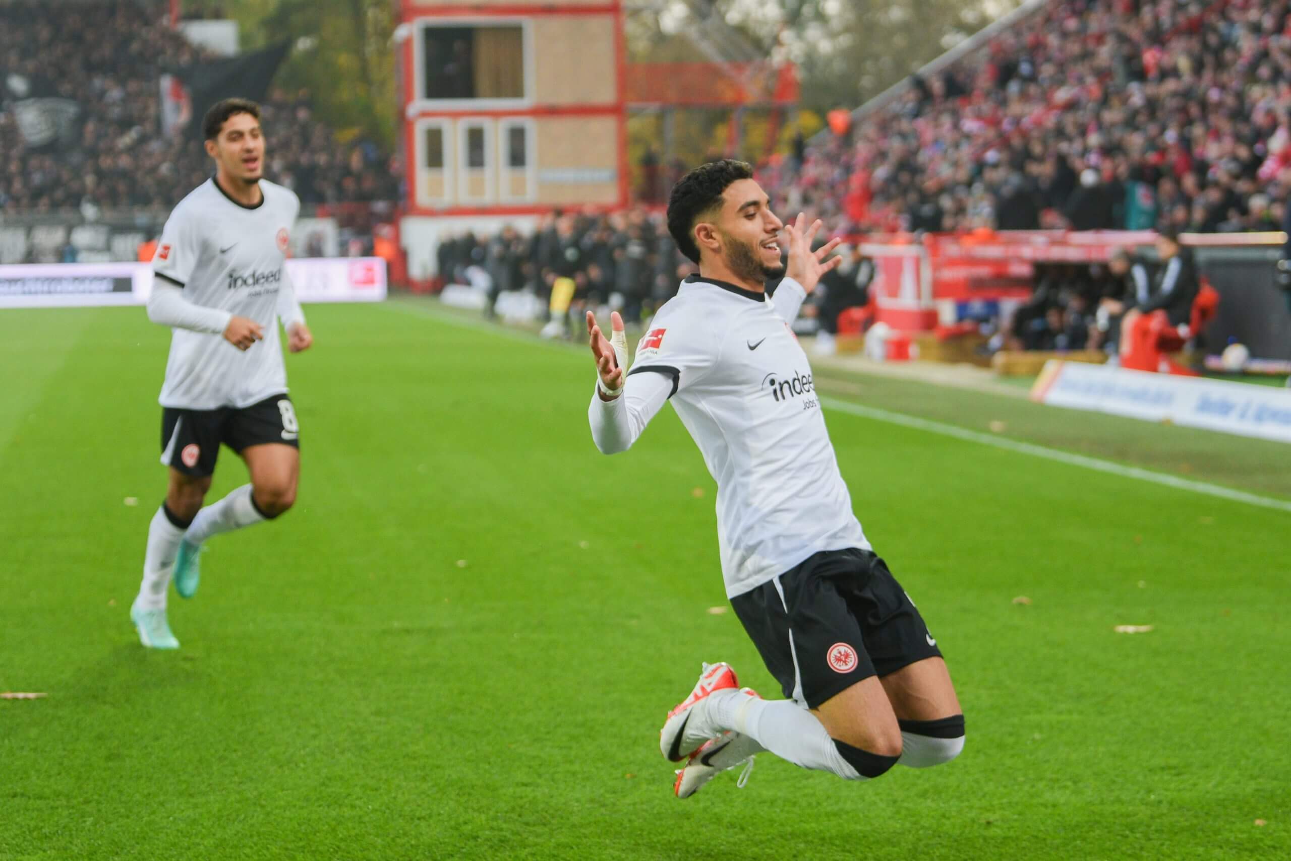 关于马德里竞技发布备战花絮，赛前完成体检，欧联任务艰巨，年轻球员得到机会的信息